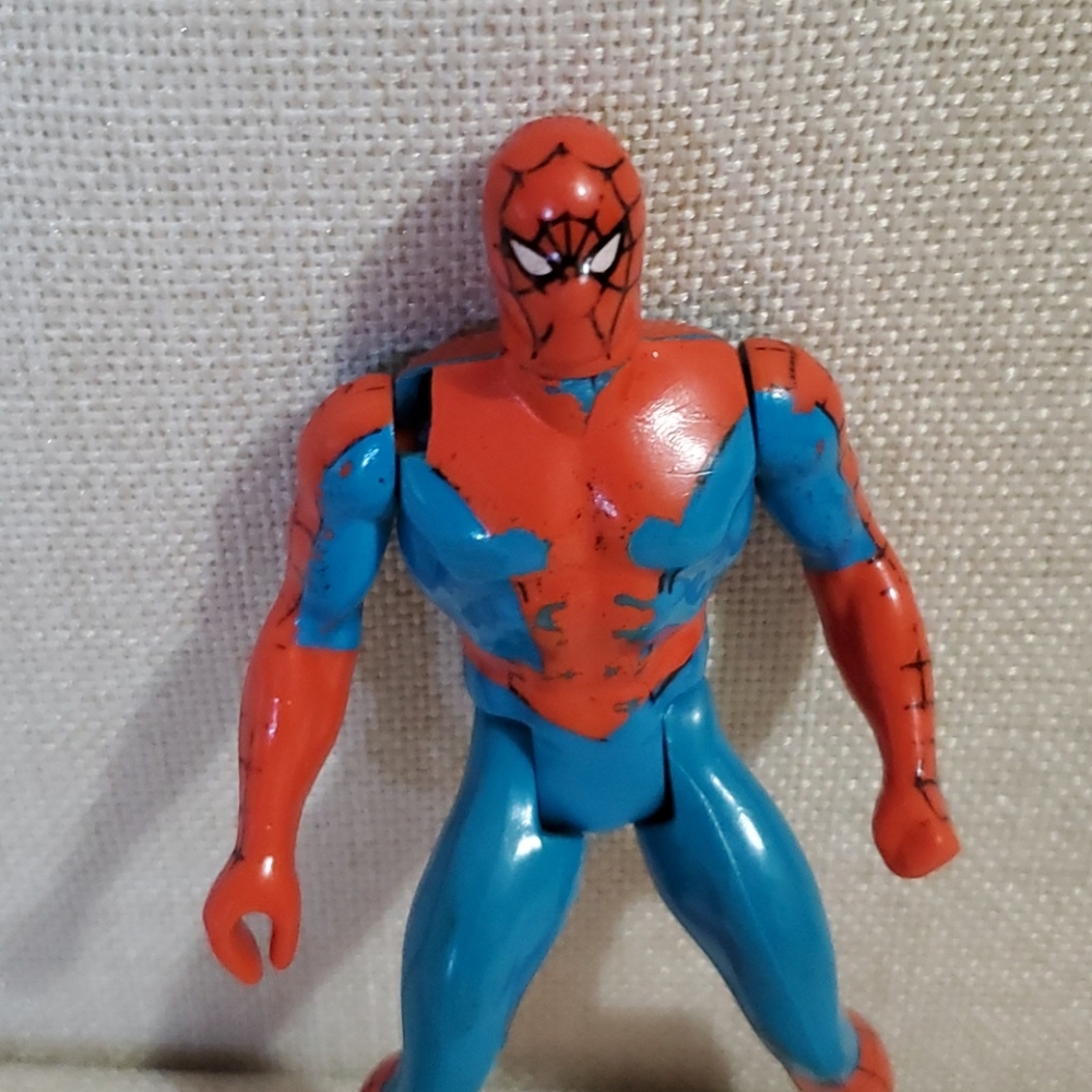 ⭐️VINTAGE⭐️1984 Secret Wars SPIDER-MAN Figure - Picture 2 of 9